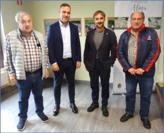 Armando Busto, Jorge Olmo, Gerardo Fabin y Jos Luis Miyar, al trmino de la reunin.	